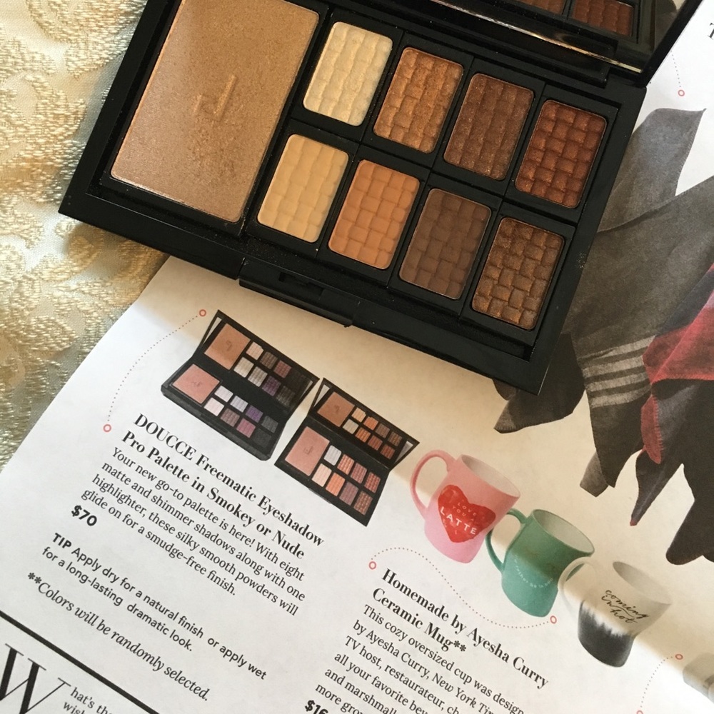 Doucee makeup palette